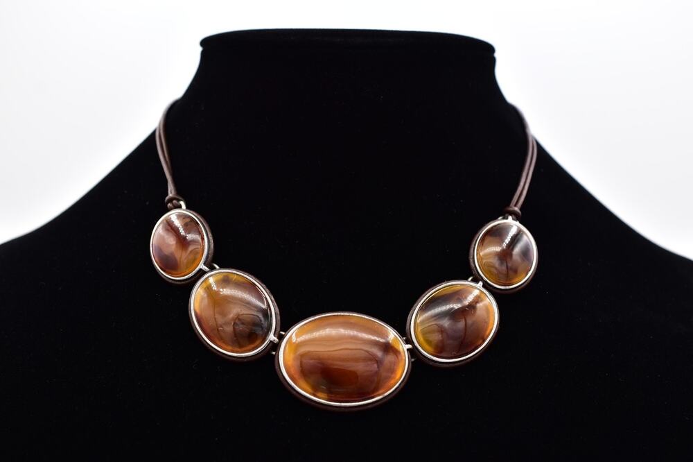 XC Signed Tortoise Lucite Cabochon Silver Brown Cord Statement Necklace BinBD